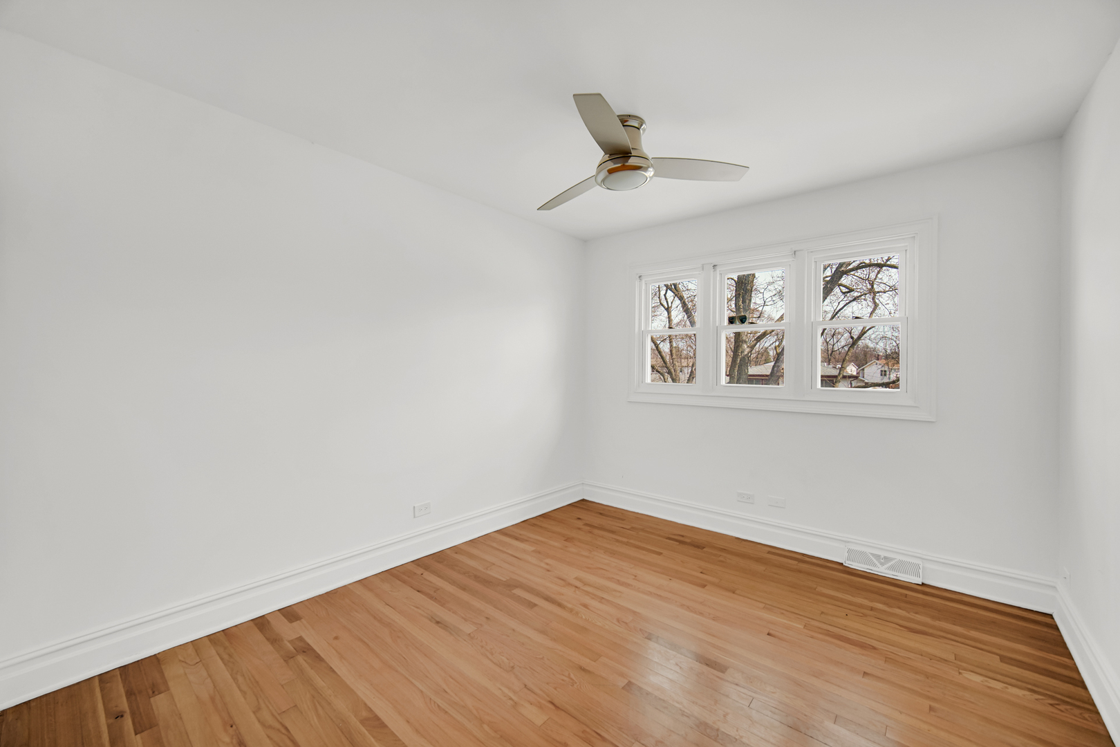 18842 Morgan Avenue Homewood, IL 60430 - Photo 17 of 27