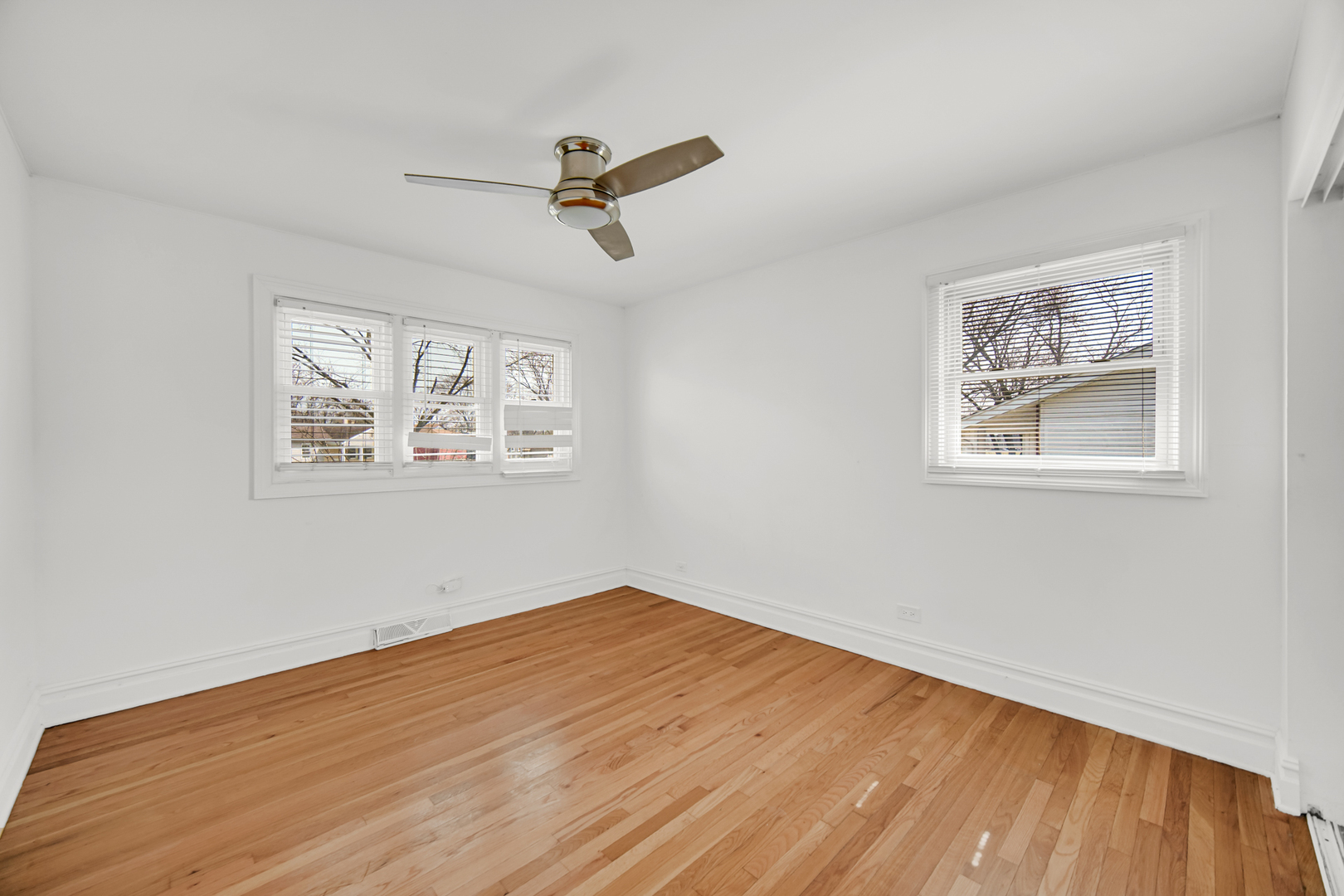 18842 Morgan Avenue Homewood, IL 60430 - Photo 18 of 27