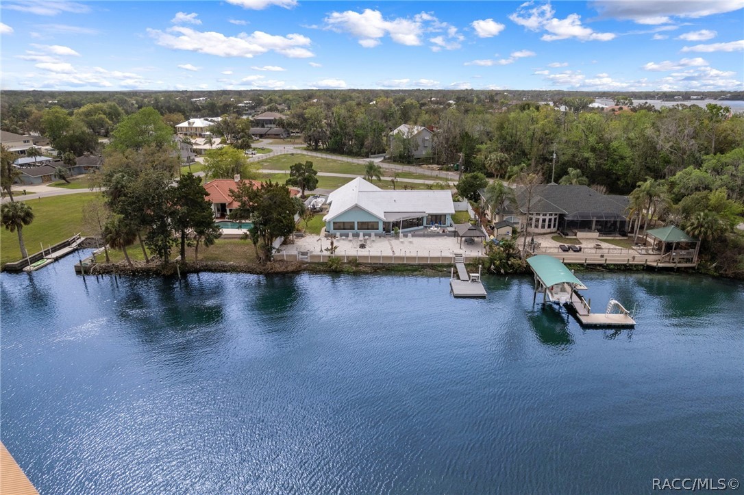 171 Southwest 3rd Street Crystal River, FL 34429 - Photo 3 of 59