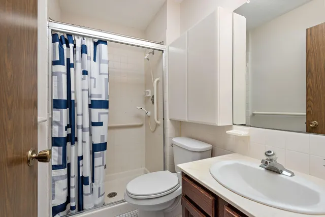 $395,000 | 1021 Yuma Lane North, Plymouth, MN 55447