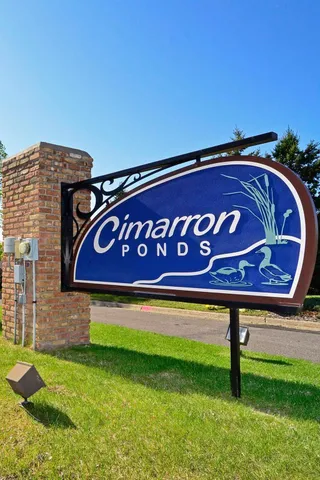 $395,000 | 1021 Yuma Lane North, Plymouth, MN 55447