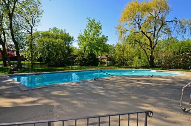 $395,000 | 1021 Yuma Lane North, Plymouth, MN 55447