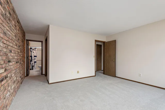 $395,000 | 1021 Yuma Lane North, Plymouth, MN 55447