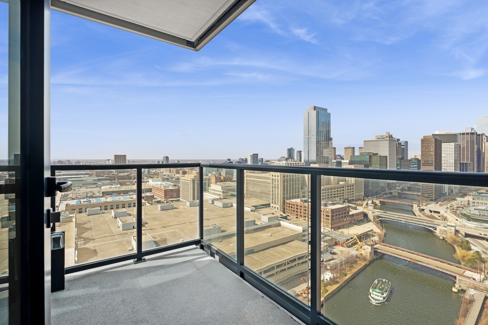 234 West Polk Street, Unit 2802 Chicago, IL 60607 - Photo 19 of 38