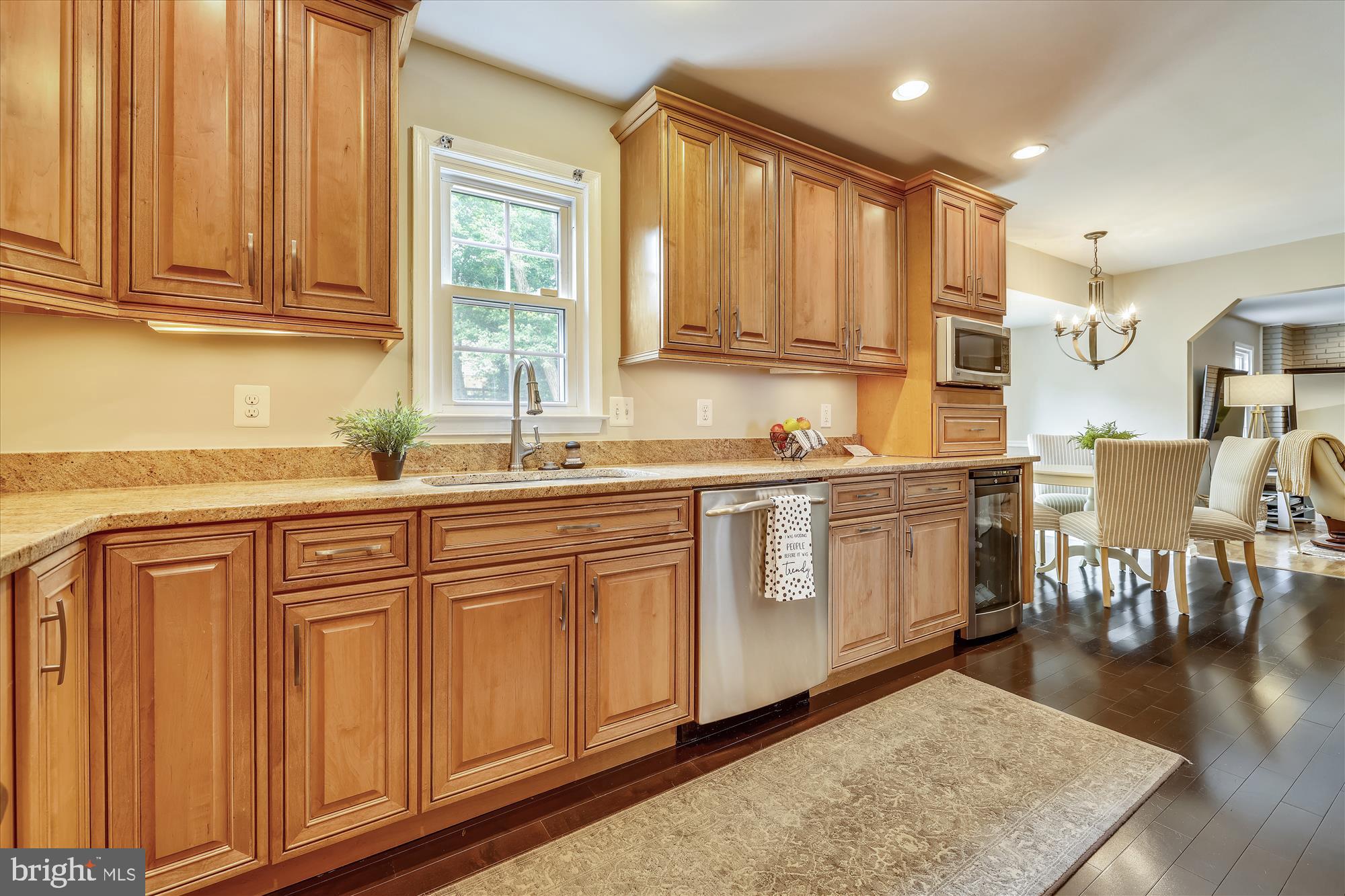 14625 Cutstone Way Silver Spring, MD 20905 - Photo 22 of 79 Gourmet Kitchen