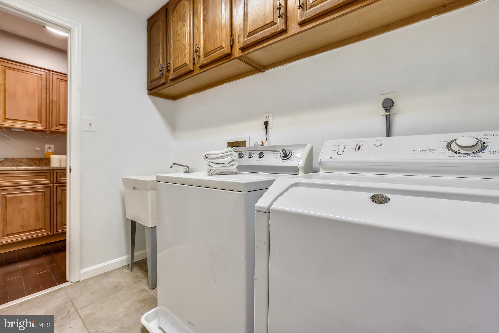 14625 Cutstone Way Silver Spring, MD 20905 - Photo 59 of 79 Laundry Room / Mud Room