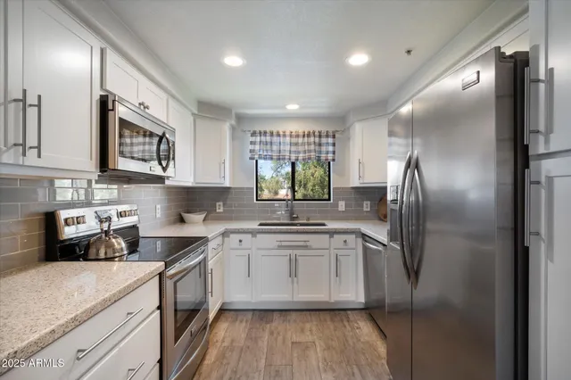 $317,000 | 750 East Northern Avenue, Unit 2143, Phoenix, AZ 85020