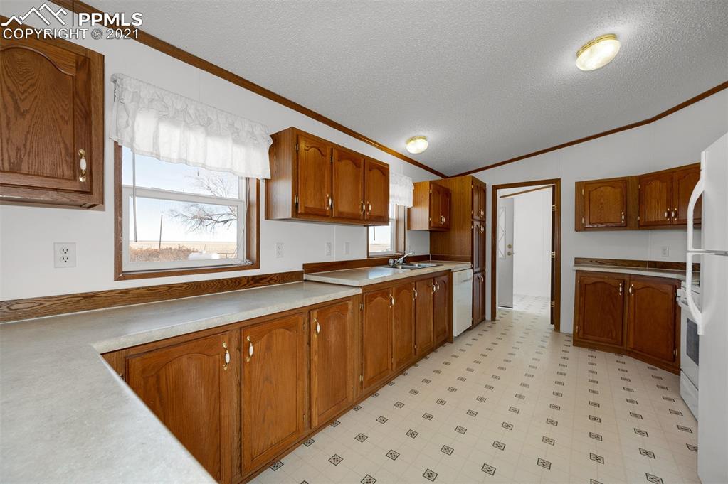 4270 Oil Well Road Yoder, CO 80864 - Photo 19 of 42