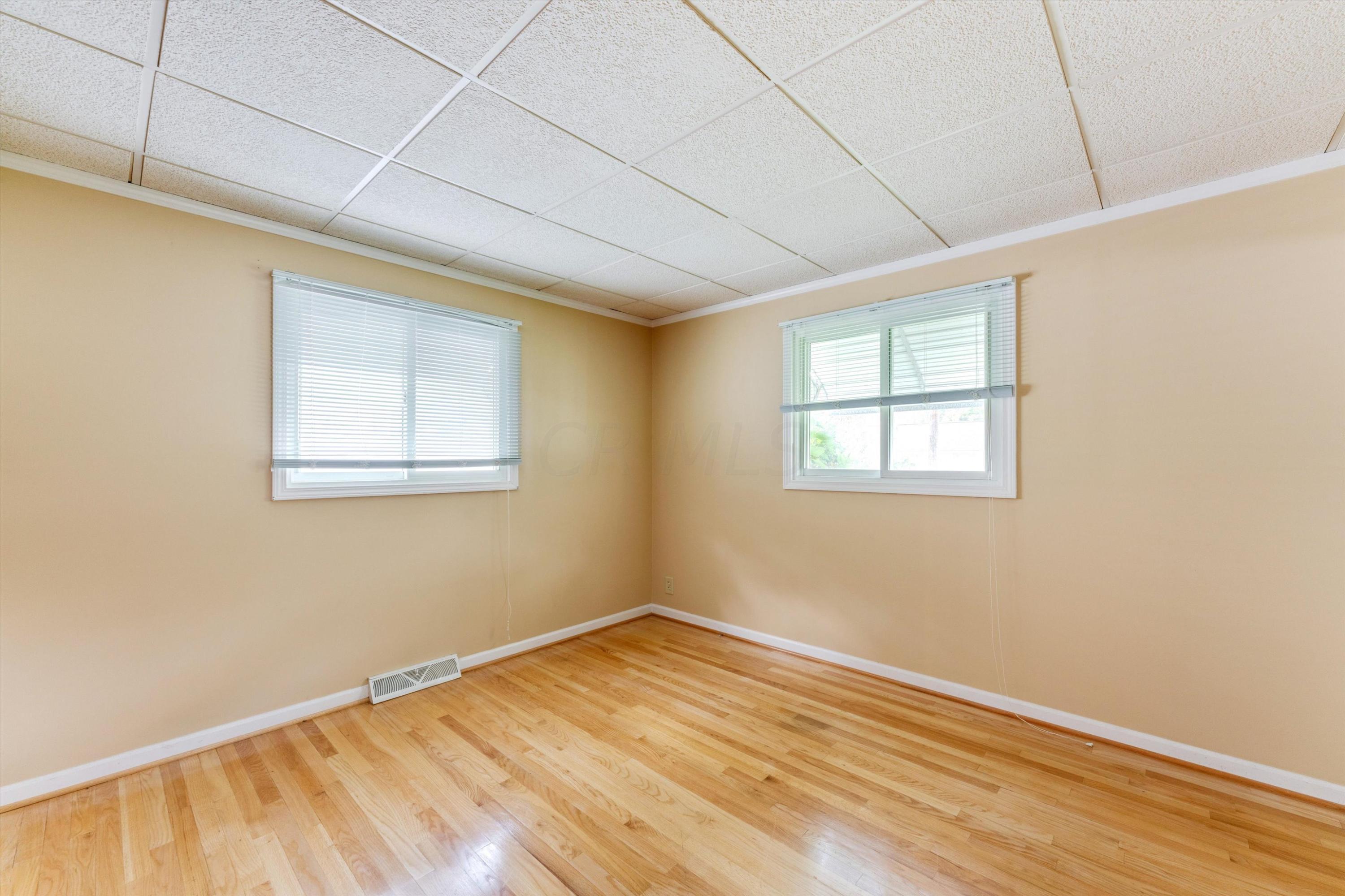 1014 James Road Lancaster, OH 43130 - Photo 16 of 32 Gallery Image 16