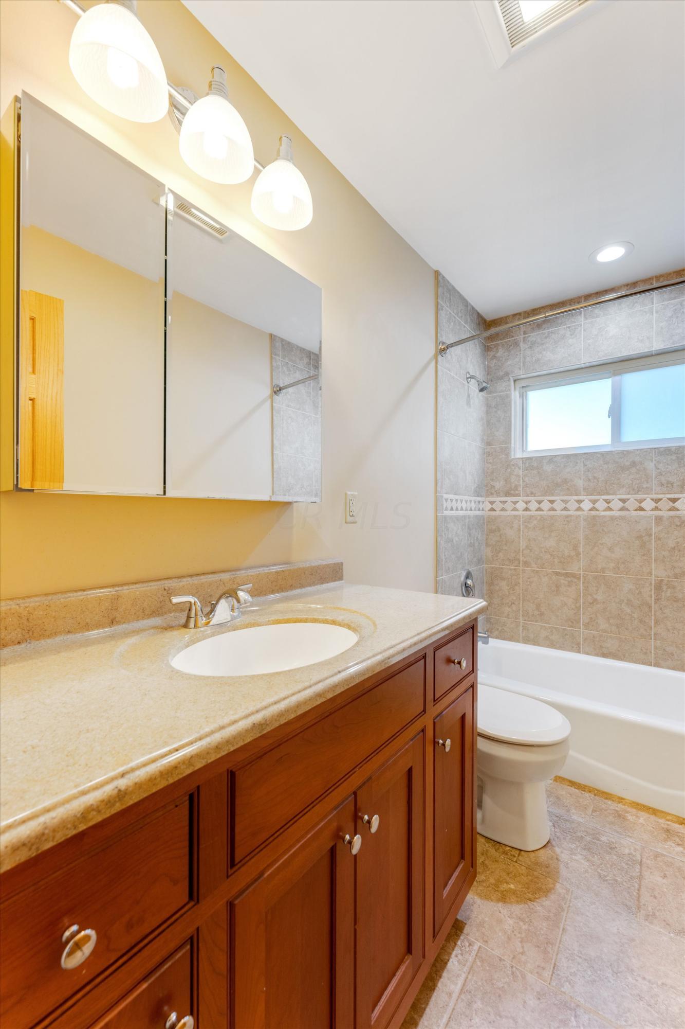 1014 James Road Lancaster, OH 43130 - Photo 22 of 32 Gallery Image 22