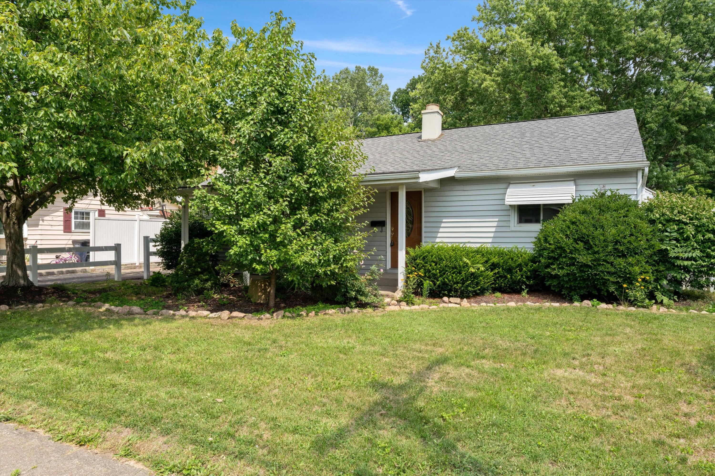 1014 James Road Lancaster, OH 43130 - Photo 5 of 32 Gallery Image 5