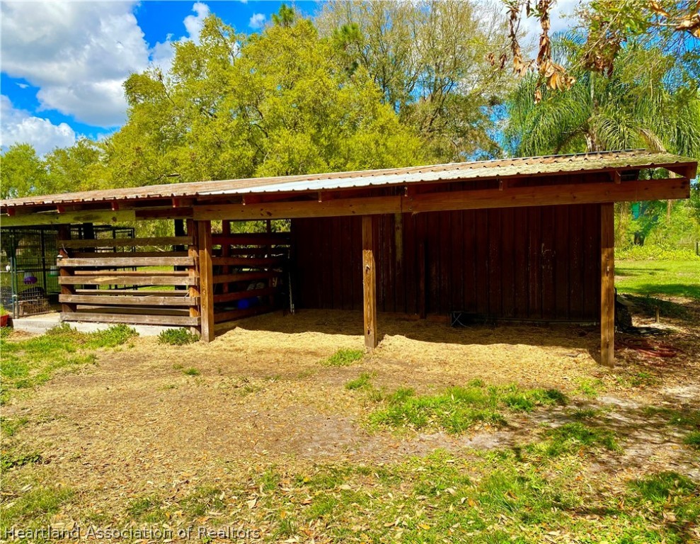 538 Hayman Road Wauchula, FL 33873 - Photo 4 of 21