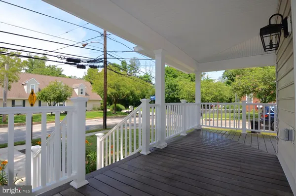 $2,350 | 400 West Wayne Avenue, Unit 3, Wayne, PA 19087