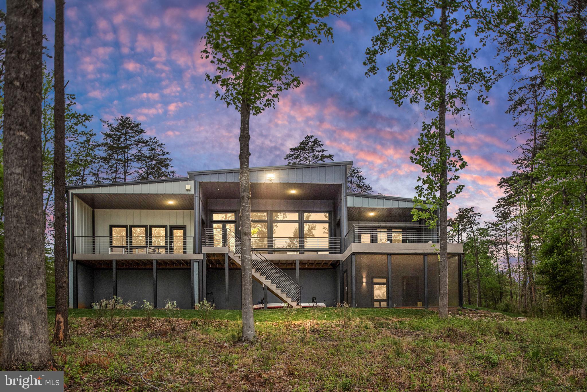 9813 Chessmans Court Fredericksburg, VA 22407 - Photo 3 of 89 WOW!