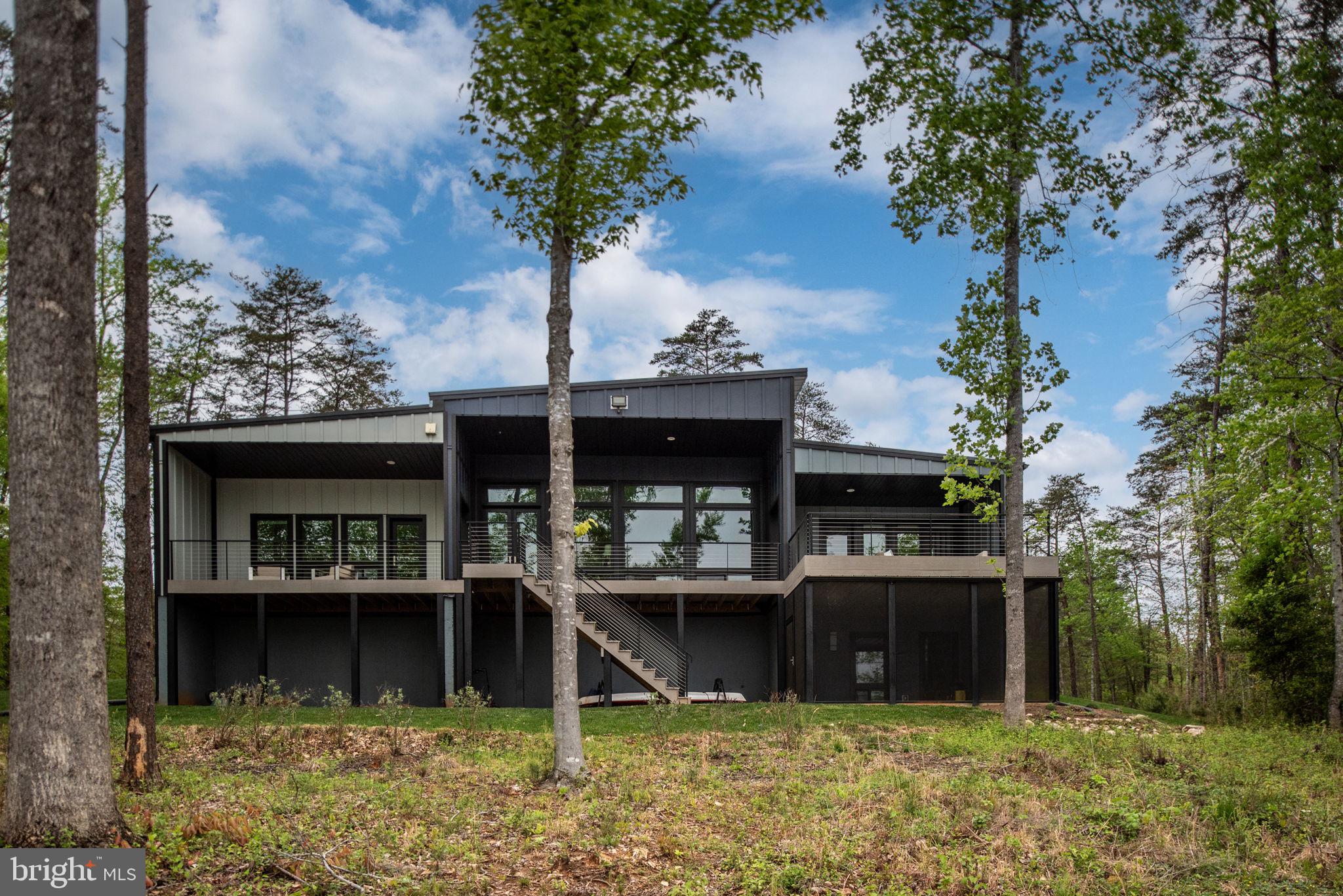 9813 Chessmans Court Fredericksburg, VA 22407 - Photo 86 of 89 Even the Back is Beautiful!