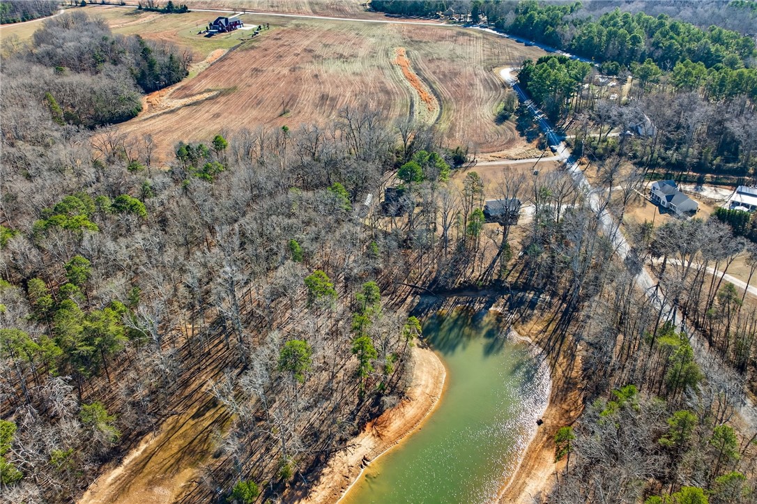 501 Forest Cove Road Anderson, SC 29626 - Photo 8 of 19
