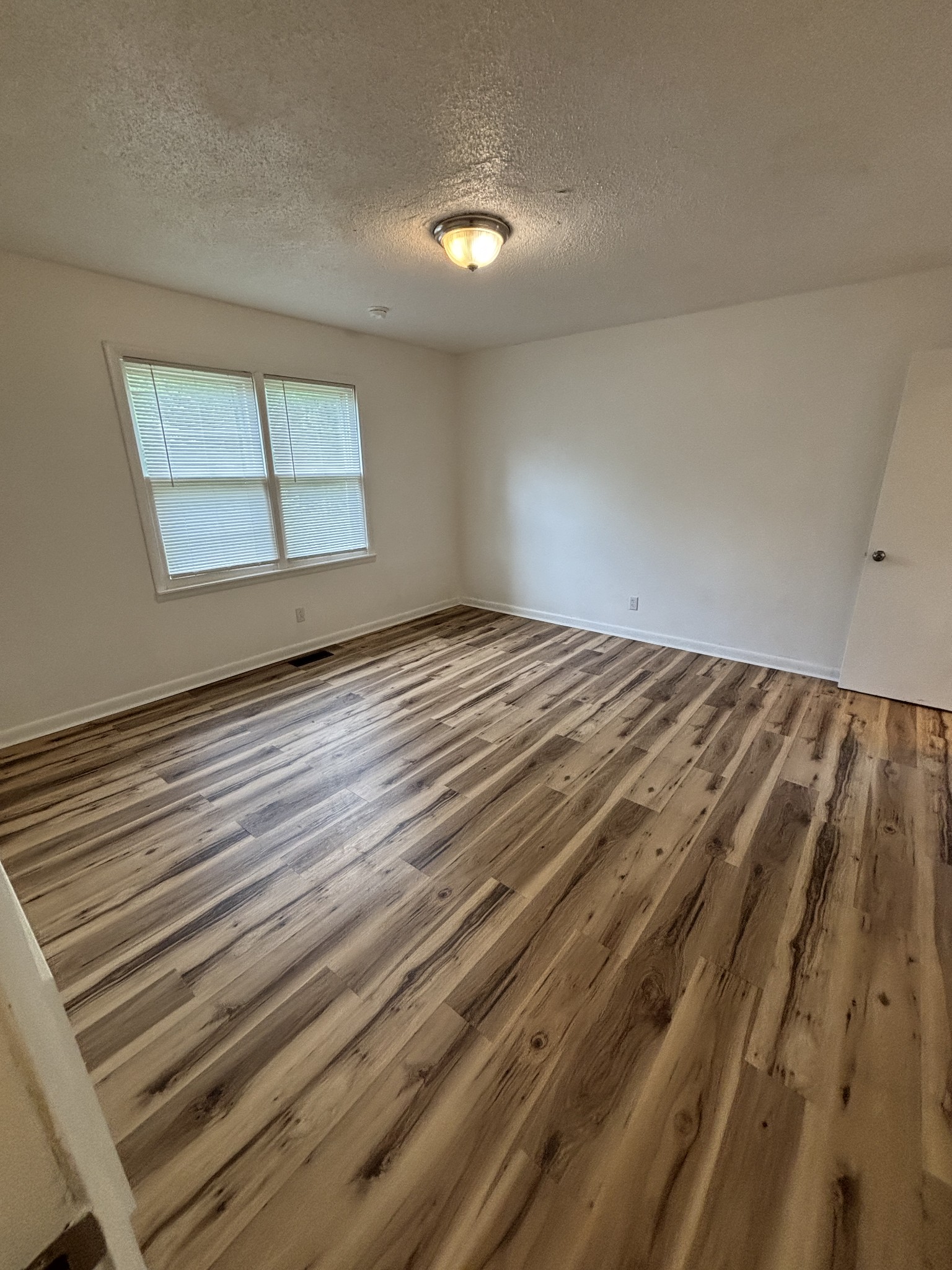 143 Roy Webb Road McMinnville, TN 37110 - Photo 14 of 16