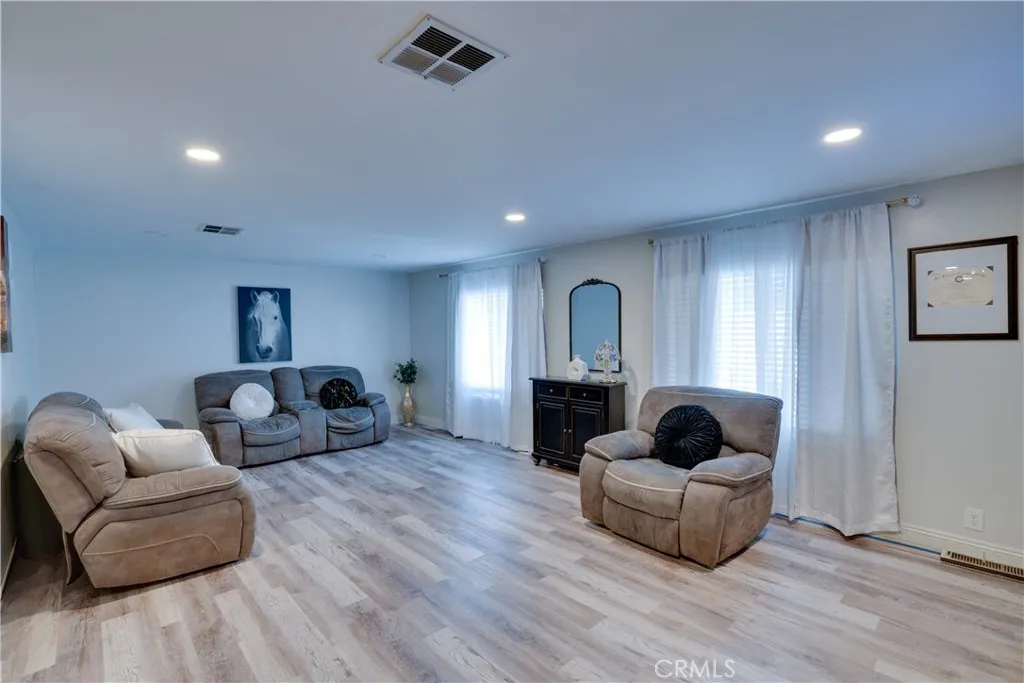 3700 Buchanan Street, Unit 189 Riverside, CA 92501 - Photo 22 of 44 a living room with furniture and a couch