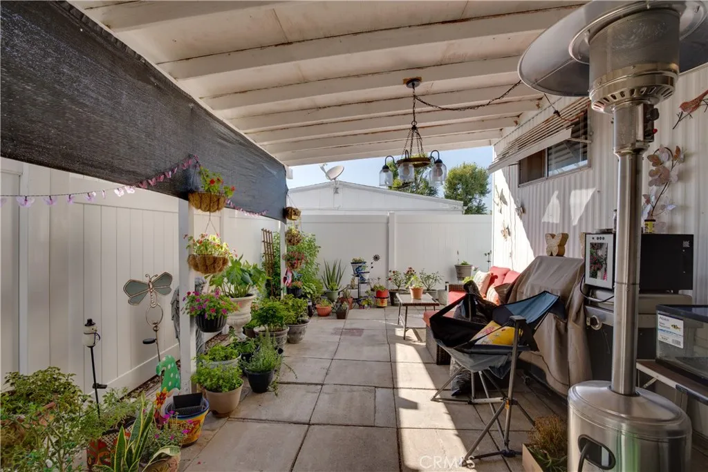 3700 Buchanan Street, Unit 189 Riverside, CA 92501 - Photo 4 of 44 a outdoor space with plants