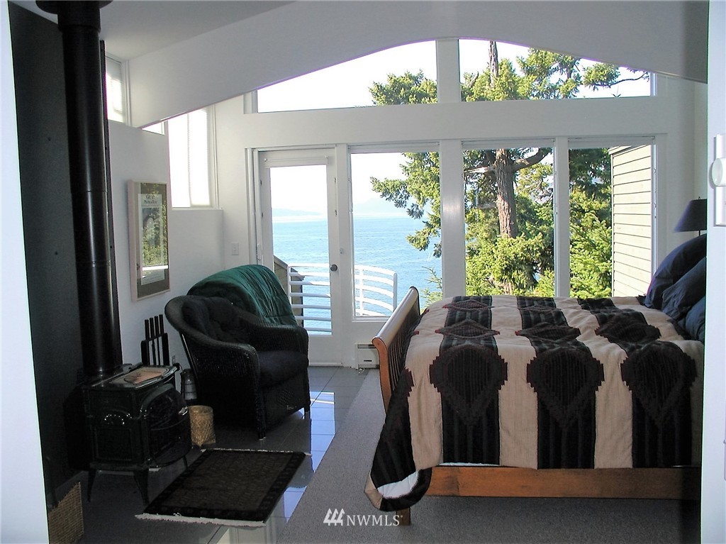 331 East Cove Road Decatur Island, WA 98221 - Photo 5 of 24