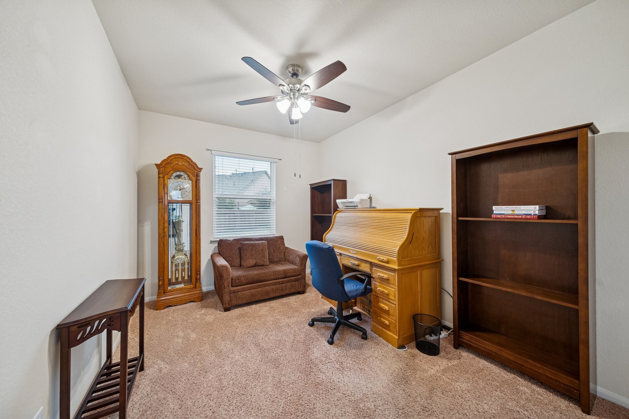1972 Jobes Court Alvin, TX 77511 - Photo 28 of 39 Bedroom #4 / Home office with closet.