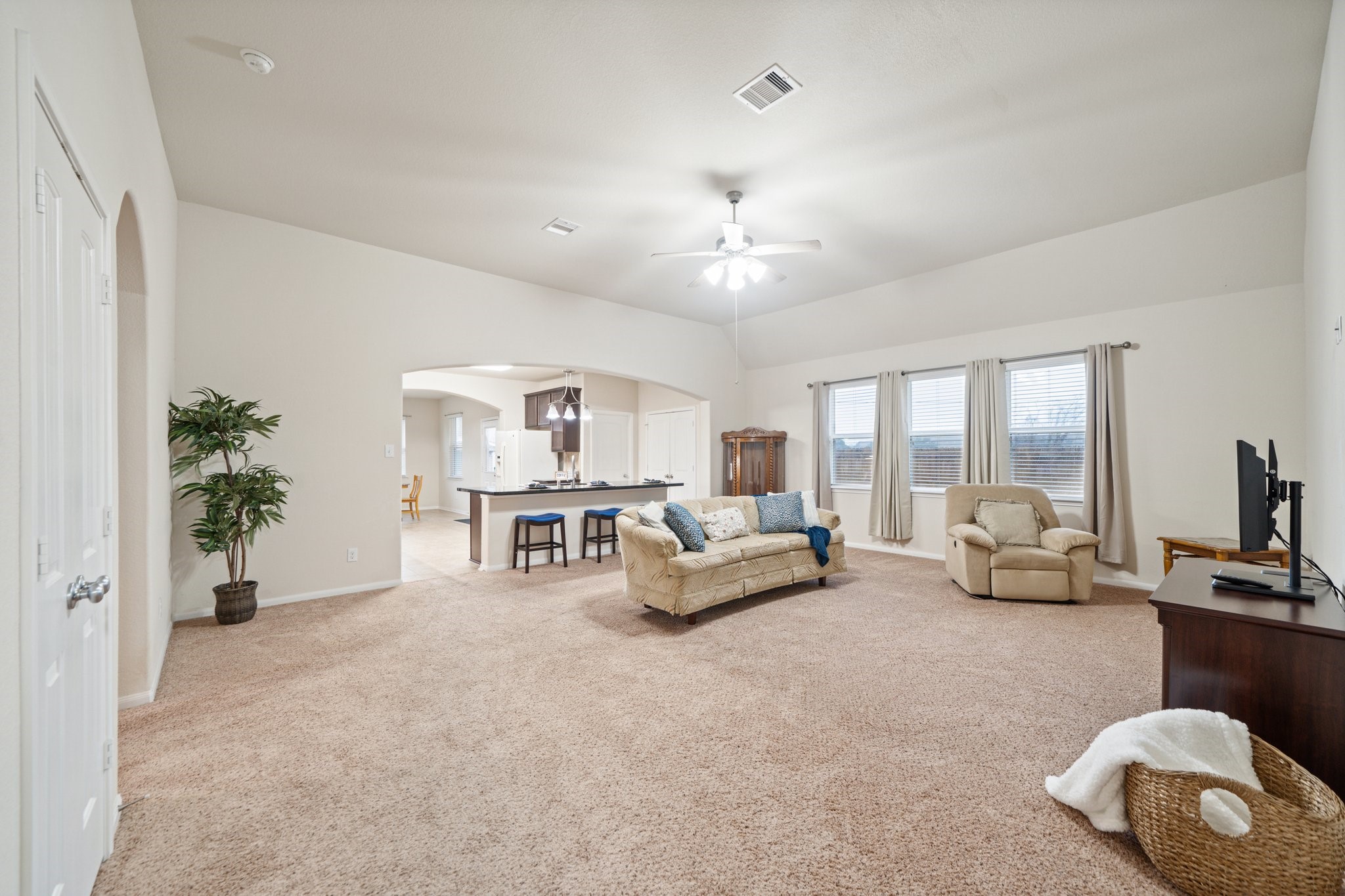 1972 Jobes Court Alvin, TX 77511 - Photo 3 of 39 Spacious den is open to kitchen.