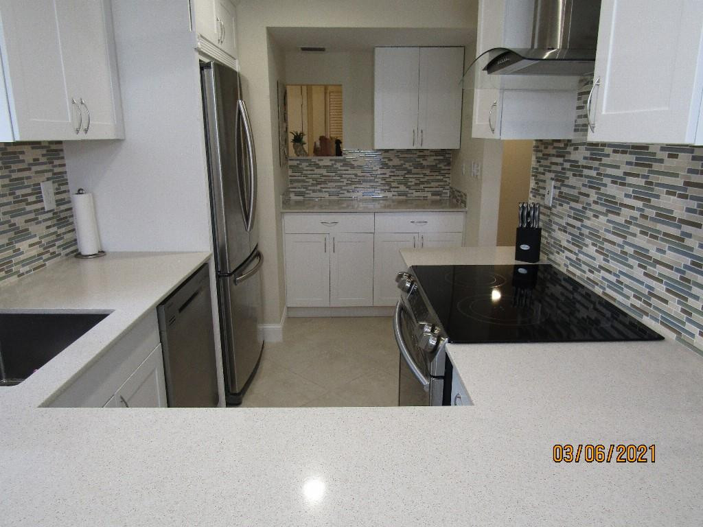 5313 Southeast Miles Grant Road, Unit K205 Stuart, FL 34997 - Photo 4 of 24 Photo 4