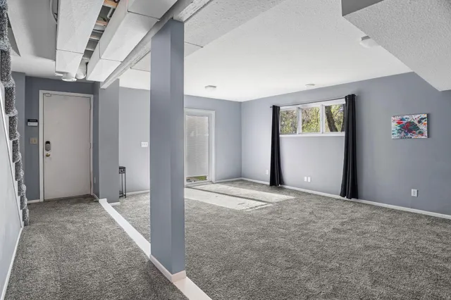 $995,000 | 326 South Cove Road, Hudson, WI 54016