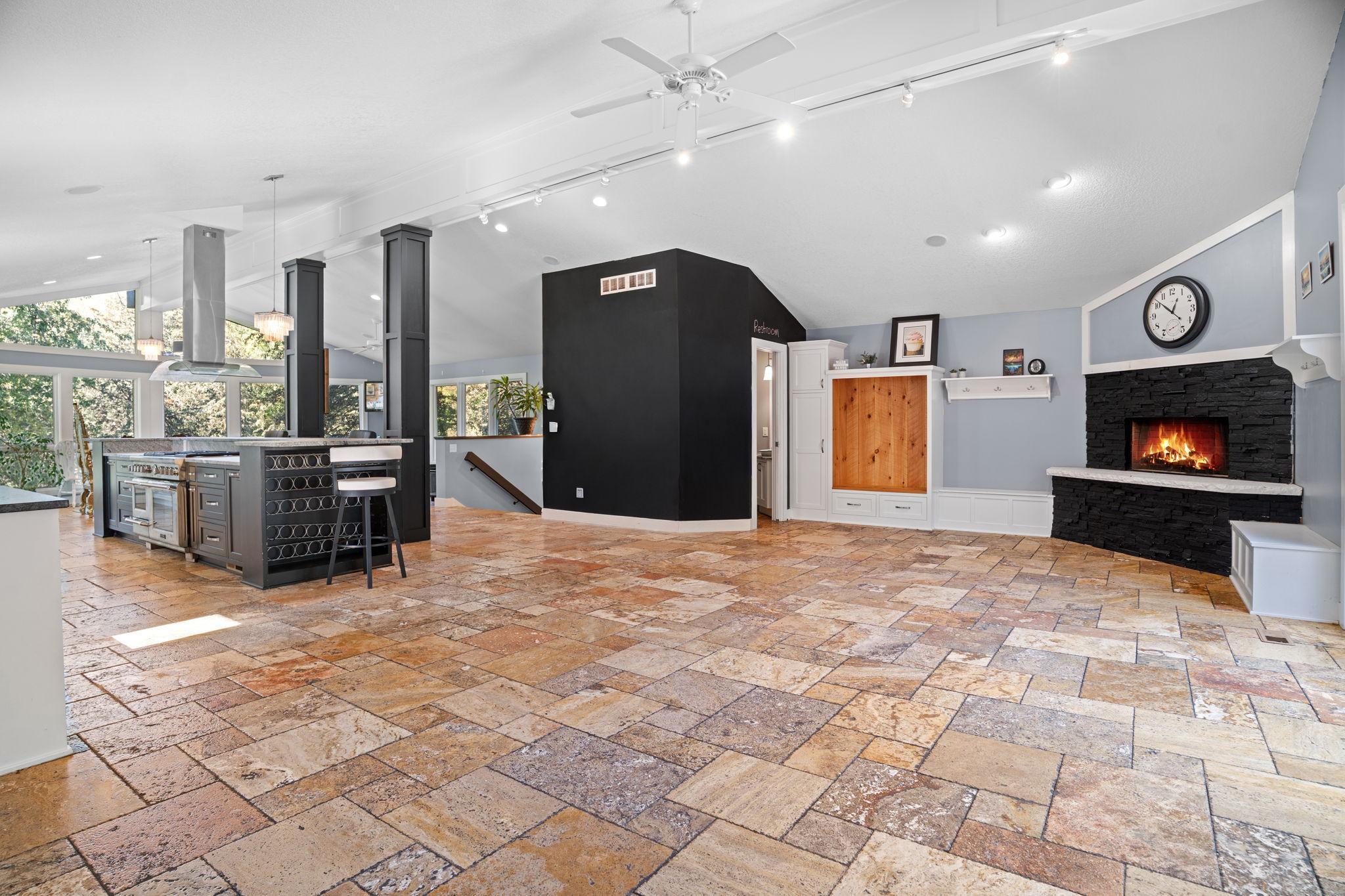 326 South Cove Road Hudson, WI 54016 - Photo 9 of 70