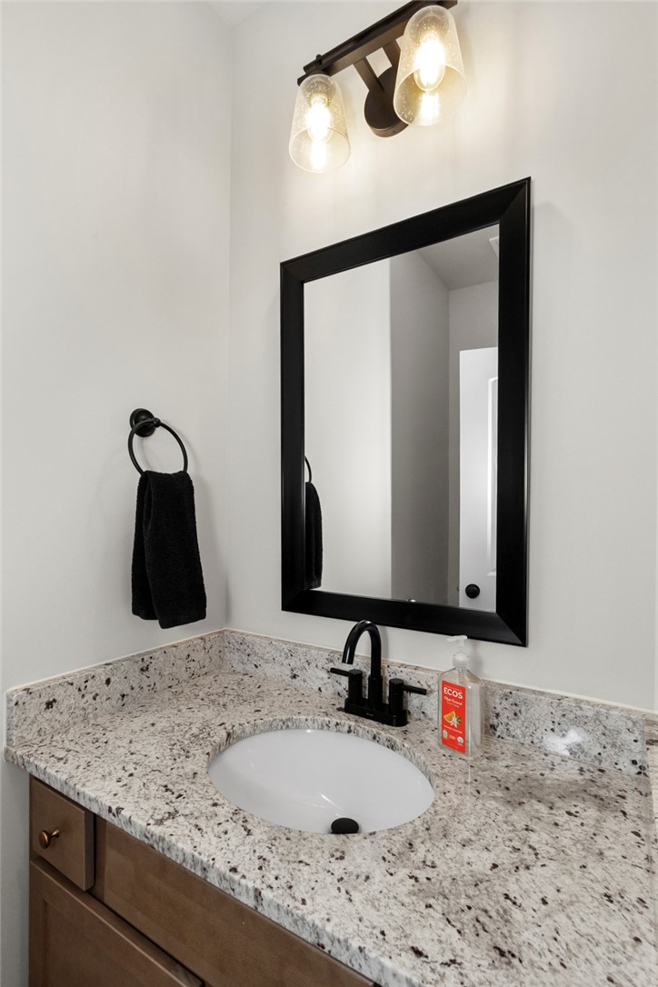 105 Bonaire Point, Unit POINTE Anderson, SC 29621 - Photo 17 of 50 half bath