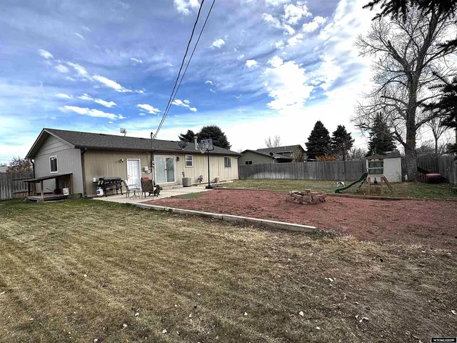 $265,000 | 1910 East I Street, Torrington, WY 82240