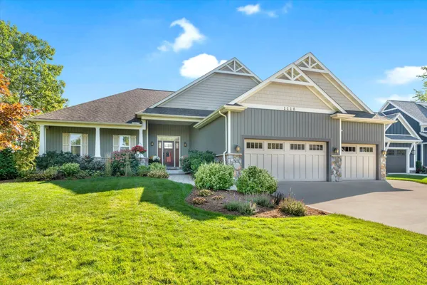 $799,900 | 1110 Forest Brook Drive, St. Joseph, MI 49085