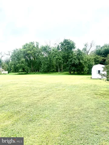 a view of an ocean from a yard