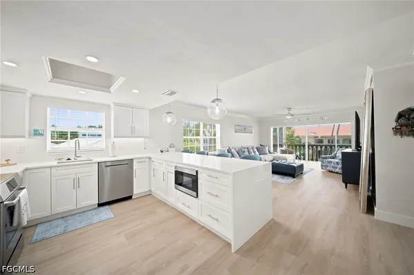 $13,000 | 666 3rd Street South, Unit 304, Naples, FL 34102