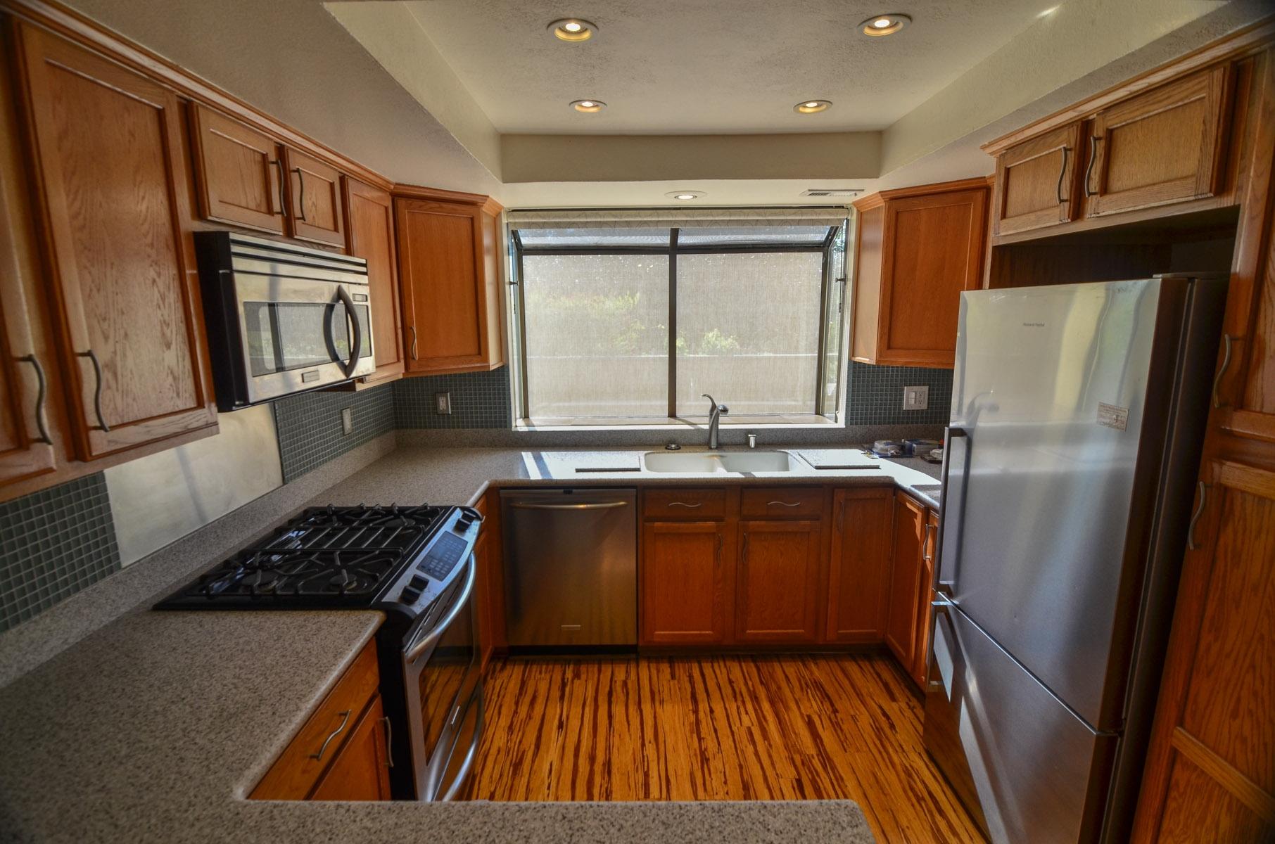 415 Via Rosa, Unit 6 Santa Barbara, CA 93110 - Photo 4 of 9 BSF-10