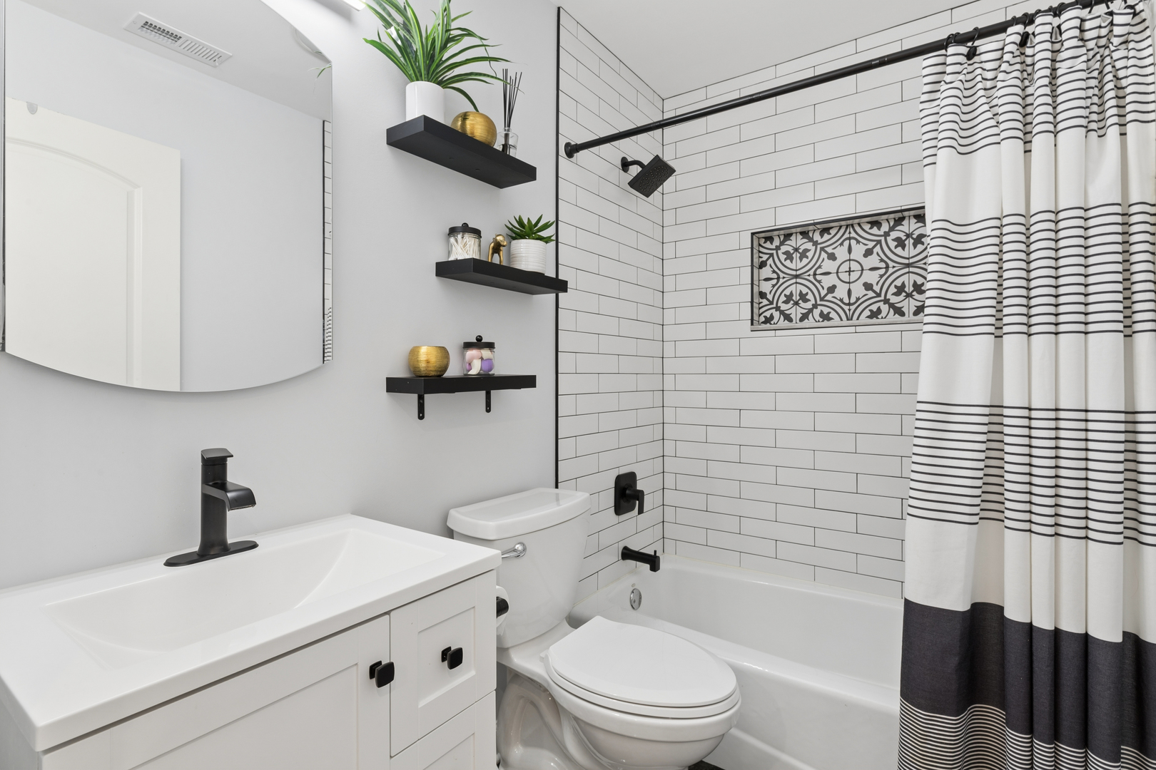 2532 Illinois Road Northbrook, IL 60062 - Photo 21 of 34 Gallery Image 21