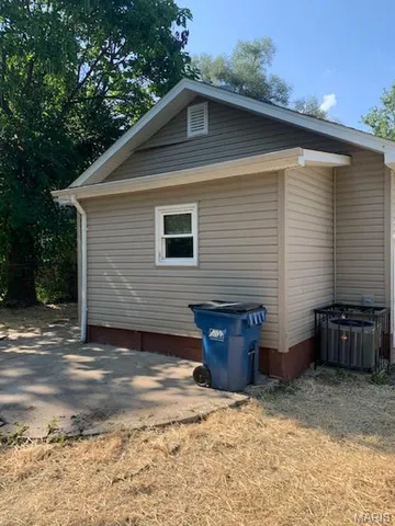 $1,400 | 44 Oliver Avenue, St. Louis, MO 63135