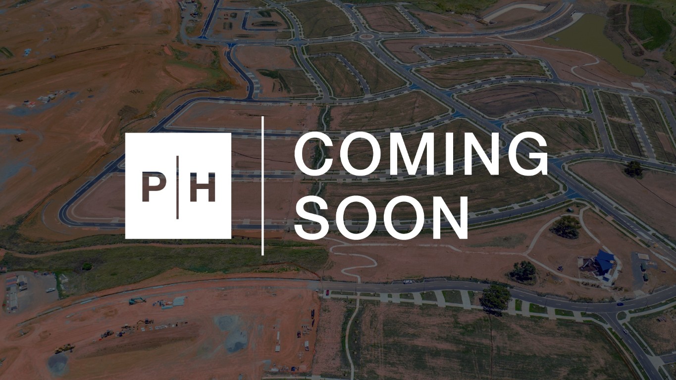 373 Leaning Rock Ridge Austin, TX 78737 - Photo 30 of 39 a close up of a street sign