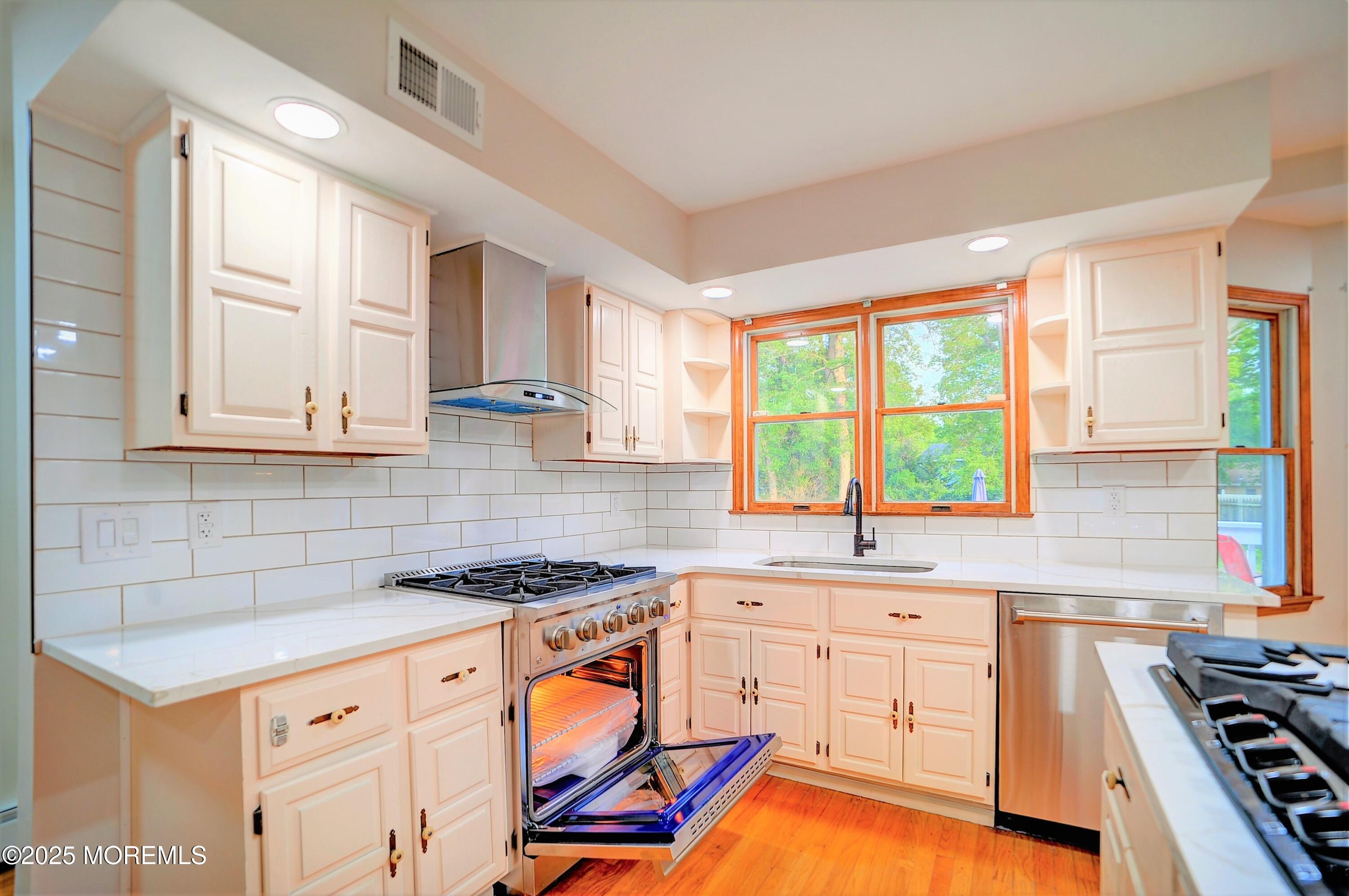 705 Princeton Road Lanoka Harbor, NJ 08734 - Photo 37 of 141 705 Princeton (22)
