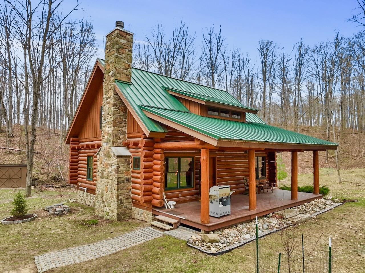 104 South 25 Road Mesick, MI 49668 - Photo 4 of 84