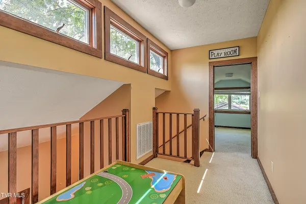 $420,000 | 1151 Panorama Drive Southwest, Abingdon, VA 24210