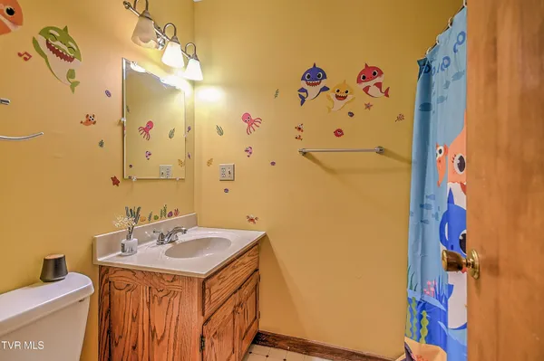 $420,000 | 1151 Panorama Drive Southwest, Abingdon, VA 24210
