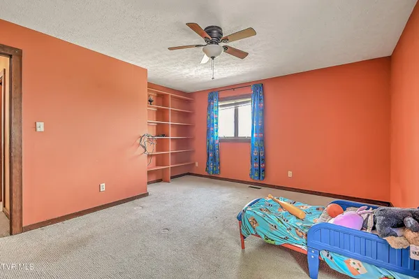 $420,000 | 1151 Panorama Drive Southwest, Abingdon, VA 24210