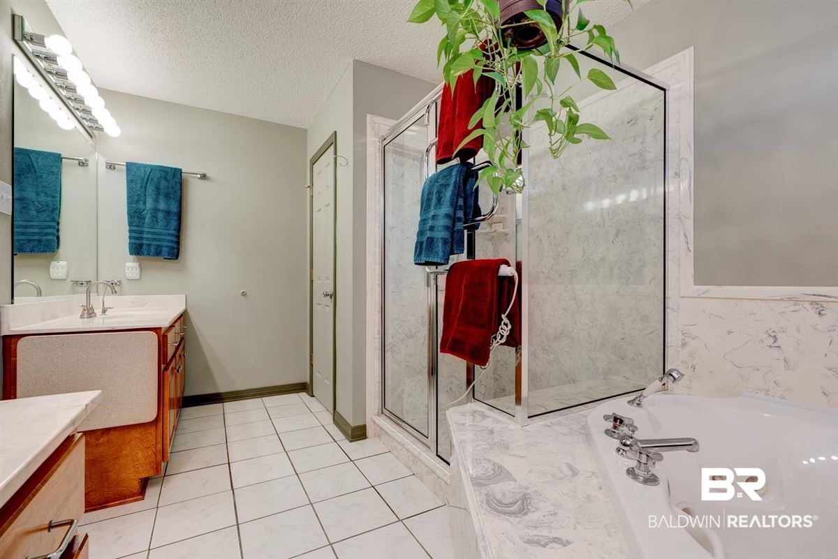 5005 Highcrest Drive Mobile, AL 36693 - Photo 15 of 26