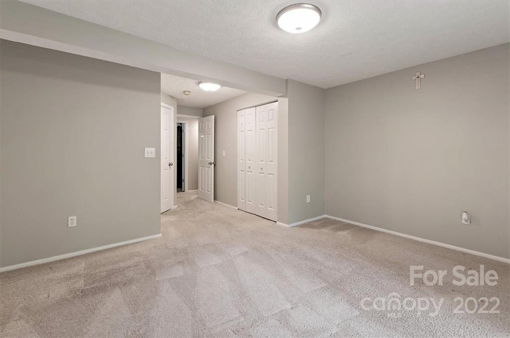 1235 Scaleybark Road, Unit E Charlotte, NC 28209 - Photo 12 of 23 a view of an empty room