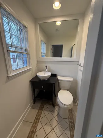 $289,000 | 2404 Barracks Court, Unit 4, Charlottesville, VA 22901