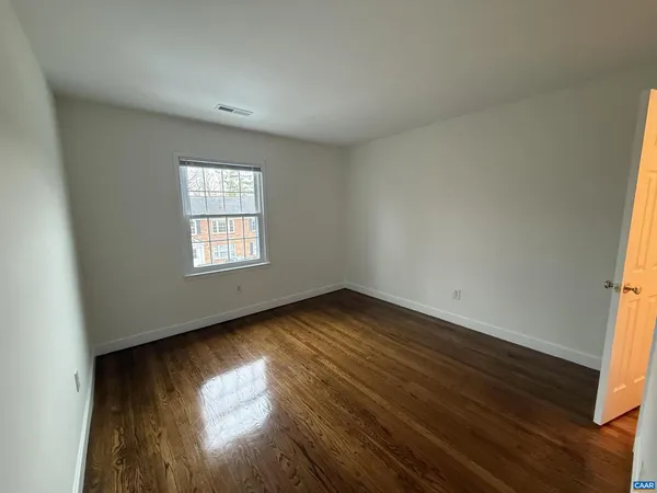 $289,000 | 2404 Barracks Court, Unit 4, Charlottesville, VA 22901