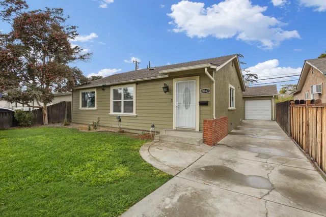 $434,900 | 2047 Country Club Boulevard, Stockton, CA 95204
