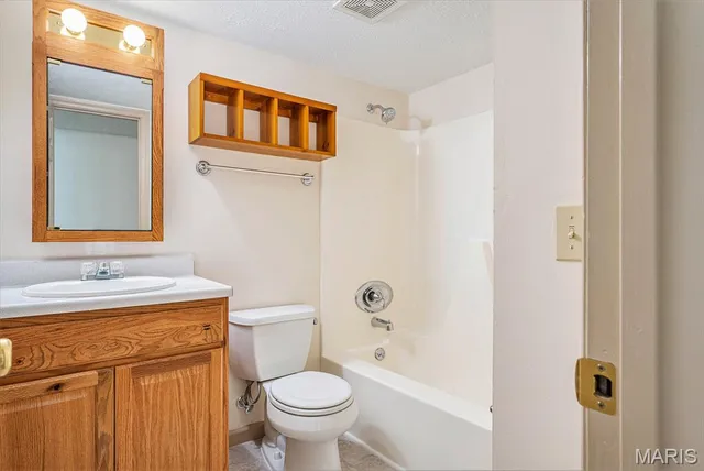 $145,000 | 81 Lemans Court, Unit 81, Lake St. Louis, MO 63367