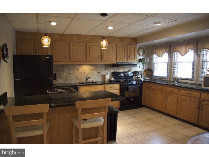 481 Fairfield Road East Windsor, NJ 08520 - Photo 4 of 12 Kitchen